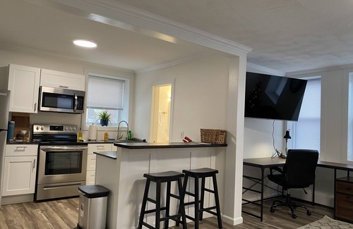 Whitesboro Apartment | Modern 1 BR apt | Close to everything | Whitesboro