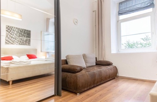Landstrasse Apartment | Modern 1BR Apart-perfect for Longstays