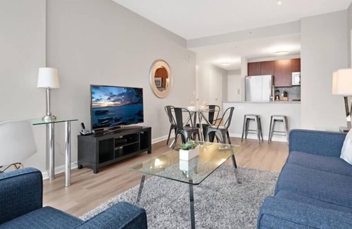 Hudson Exchange Apartment | Modern 1BR | Upscale Amenities | Heart of Jersey City | by GLS