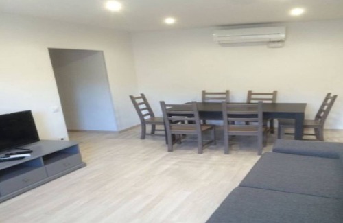 el Bon Pastor Apartment | Modern 2-BdRm Apart. in fabulous Barcelona with WiFi, AC, Big TV, dishwasher +!