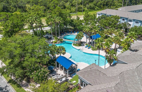 Westchase Apartment | Modern 2-Bed/2-Bath Tampa Apartment: Comfort Meets Convenience for Corporate Travelers