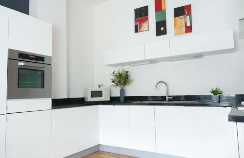 Stepney Green Apartment | Modern 2 Bed flat in East London