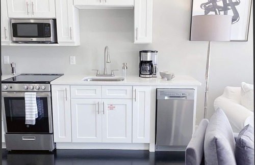 Seagrove Beach Apartment | Modern 2 Bedroom Apartment on 30A with Balcony. Close to Beach and Seaside!