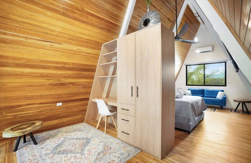 Potrero Hotel | Modern 2 Bedroom A-Frame w/Loft - Wi-Fi, A/C, Kitchen, Near Beach, Gameroom