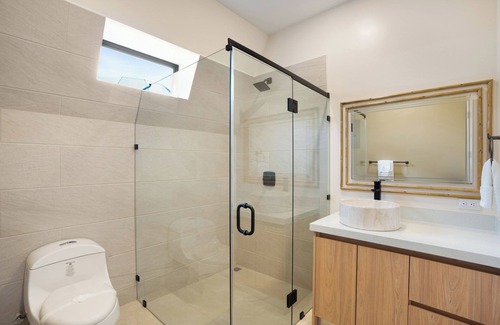 Potrero Hotel | Modern 2 Bedroom A-Frame w/Loft - Wi-Fi, A/C, Kitchen, Near Beach, Gameroom