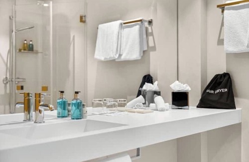 Lillestrom Apartment | Modern 2-Bedroom Apartment with Balcony in the Heart of Lillestrøm