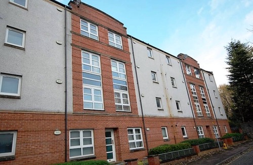 Central Aberdeen Apartment | Modern 2 Bedroom Apartment - Free Secure Parking