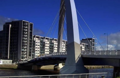 Glasgow Westend Apartment | Modern 2 bedroom Apt next to SSE Hydro and SEC