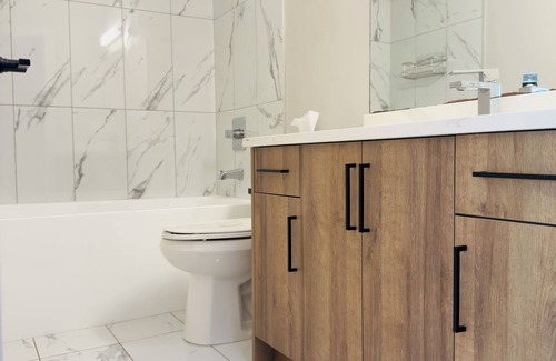 Inglewood House | Modern 2-Bedroom Basement Suite for Rent in Prime Downtown Inglewood Location