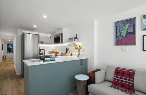 Petworth Apartment | Modern 2 Bedroom City Retreat