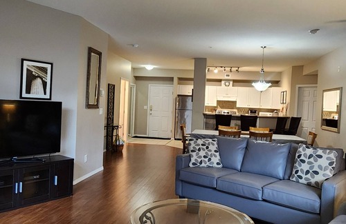 North End Condo | Modern 2 Bedroom Ground Floor Walkout Condo -COK-STR-BL4091634