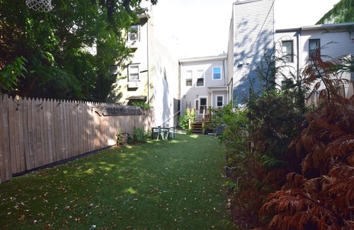 Bushwick House | Modern 2 Bedroom Home with Spacious Yard