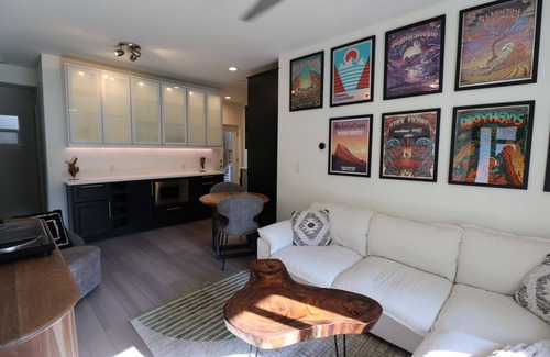 City Park West House | Modern 2-bedroom in West City Park Neighborhood