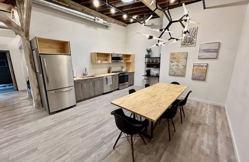 Dubuque Apartment | Modern 2 bedroom loft in downtown Dubuque