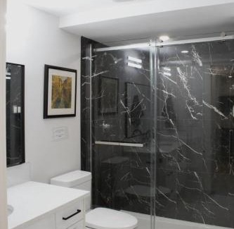 Keith Apartment | Modern 2 Beds 1 Bath Private Suite, Close to mountains