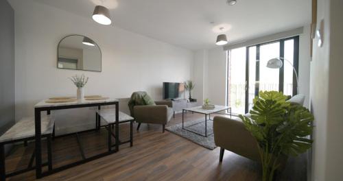 Sheffield Apartment | Modern 2-Beds - City Centre - FREE Wi-Fi - New -