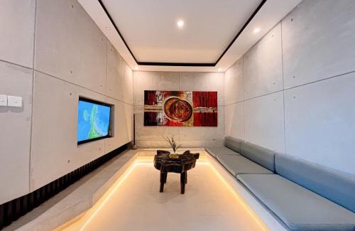 Central Seminyak Villa | Modern 2 BR villa seminyak center.