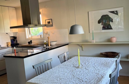 Nacka Municipality Villa | Modern 200sqm Home With 5 Bedrooms & all the Necessities for Family & Friends