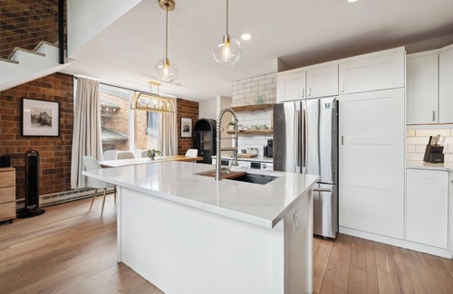 Eagle-Vail Condo | Modern 2B/2B Condo in Prime Eagle-Vail Location; golf course, pool, tennis!