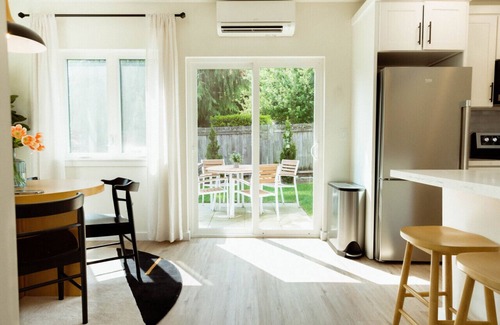 Ballard House | Modern 2BD Getaway | Private Yard | City Views