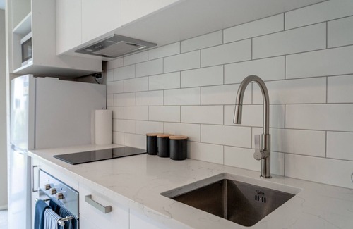 Tauranga Apartment | Modern 2bedroom apartment - central Tauranga, with a large private sunny garden.