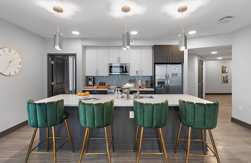West End Apartment | Modern 2BR/2BA Midtown Nashville apartment in a luxury building near Centennial Park, the Parthenon, and Downtown. Enjoy skyline views, a full kitchen, and top-tier amenities—perfect for exploring Music City in style and comfort.