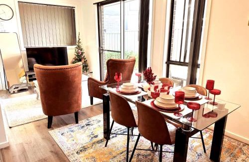 Oran Park Apartment | Modern 2BR Apartment, Peaceful and Private in Oran Park