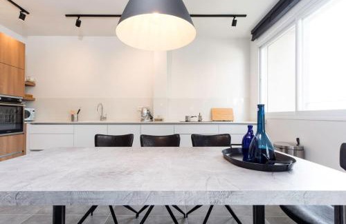 Ramat Hasharon Apartment | Modern 2BR Apt w Private Parking in City Center by Sea N' Rent