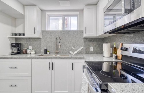 Hamilton Condo | Modern 2BR Basement Suite | Near McMaster & Mohawk