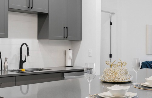 Five Points South Apartment | Modern 2BR Condo Near Railroad Park & UAB