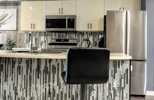 Downtown Edmonton Apartment | Modern 2BR Condo with secure parking and walking distance to Rogers Place