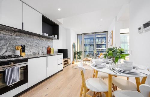 Melbourne Central Business District Apartment | Modern 2BR Getaway, Prime CBD, Balcony, Pool, Gym