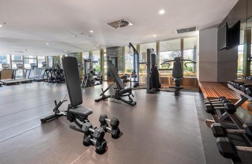 Melbourne Central Business District Apartment | Modern 2BR Getaway, Prime CBD, Balcony, Pool, Gym