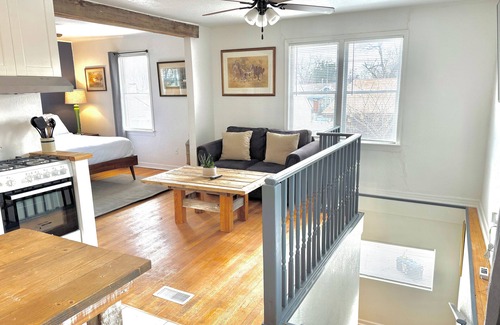 Central Oklahoma City Apartment | Modern 2BR Townhouse | $2000/month | Downtown Access #N39