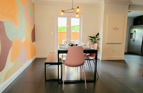 Southwest Coconut Grove House | Modern 3 bed/2 bath House by Coco Walk w/Private Cozy Deck(Family/Pet-friendly)