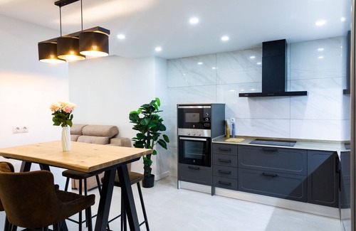 Torremolinos Apartment | Modern 3-bed apartment in the heart of Torremolinos