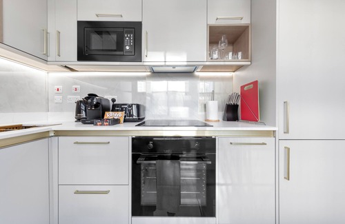 Golders Green Apartment | Modern 3 Bed Apartment Near Golders Green Station