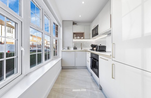 Golders Green Apartment | Modern 3 Bed Apartment Near Golders Green Station