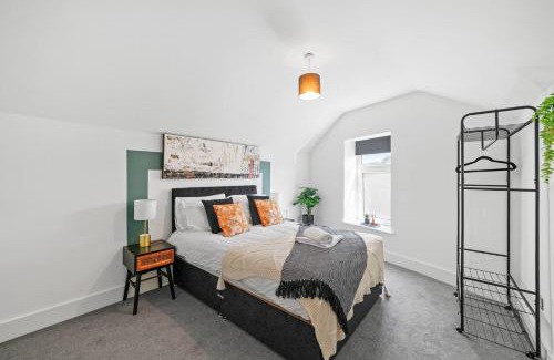 Mansfield Apartment | Modern 3 bed house in Nottingham - Sleeps 5