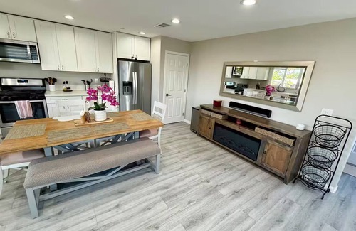 Linda Vista House | Modern 3-bed Hub resort/ping pong & pool table. Game room