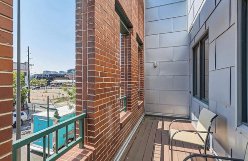 Ballpark Apartment | Modern 3 Bed Loft in the Heart of Lodo