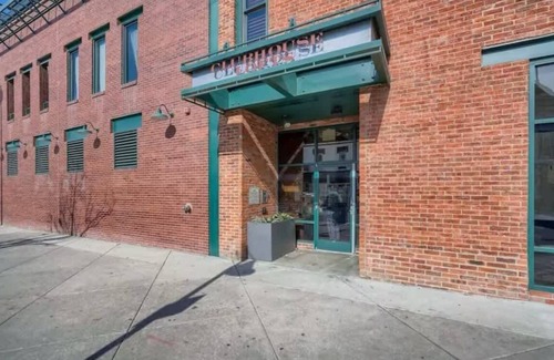 Ballpark Apartment | Modern 3 Bed Loft in the Heart of Lodo
