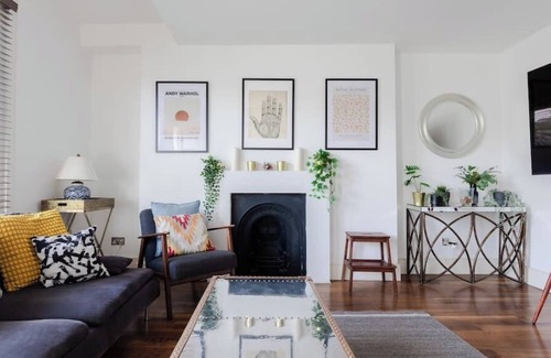 South Hampstead Apartment | Modern 3-bedroom flat close to Regent's Park