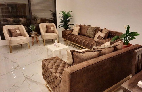 Amman Apartment | Modern 3-Bedroom Apartment, Guest Room, New, with A/C in the Heart of Amman