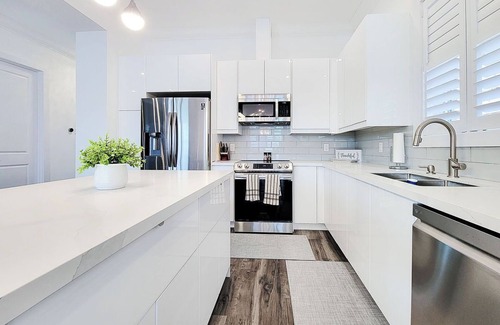 Niagara Falls House | Modern 3 Bedroom House in Niagara Falls