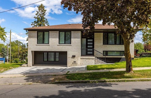Newtonbrook House | Modern 3-Bedroom Escape + Free Parking
