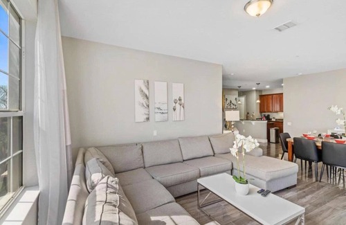 Florida Central Atlantic Coast Apartment | Modern 3-Bedroom Escape at Vista Cay