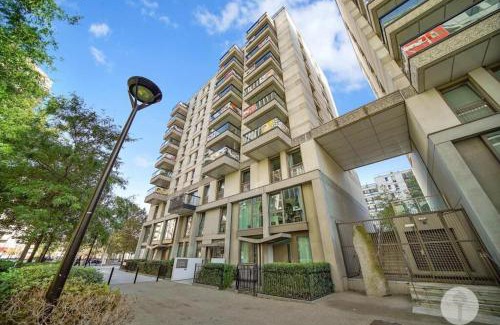 Stratford Apartment | Modern 3 bedroom - Olympic Park - E20 Stratford