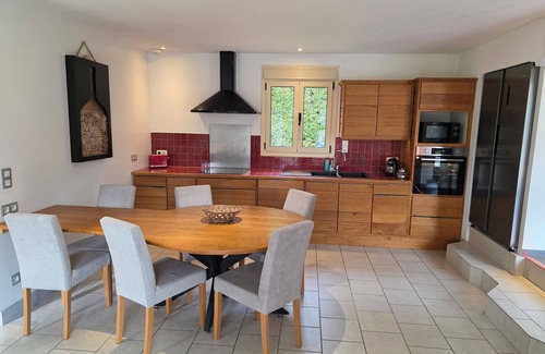 Vitrac Villa | Modern 3 bedroom villa ideal location 1 minute from Sarlat-la-Canéda