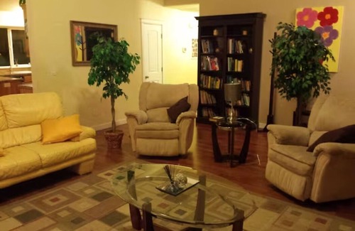 Corvallis House | Modern 3 BR in Heart of Corvallis